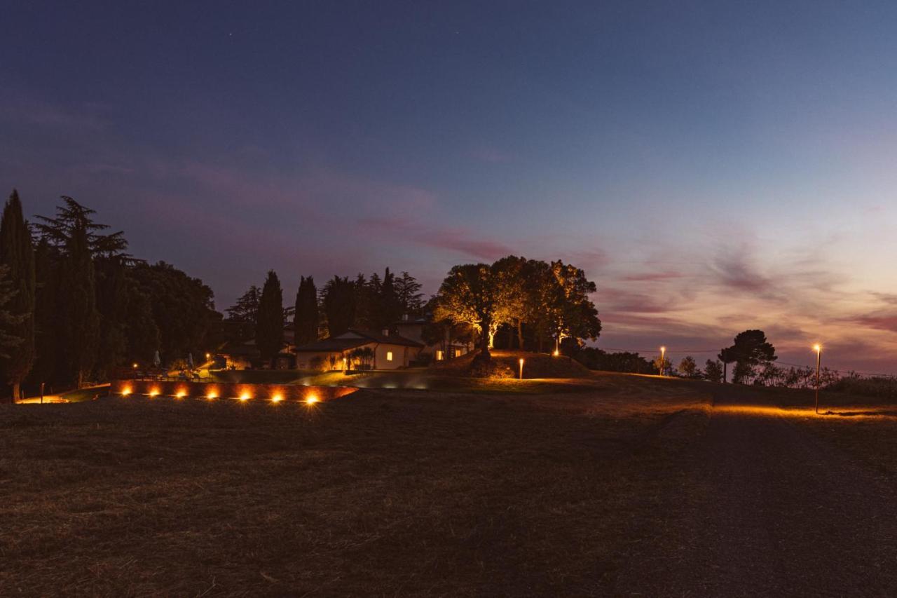 Borgo Le Colline Luxury Agriturismo In Tuscany غامباسي تيرمي المظهر الخارجي الصورة