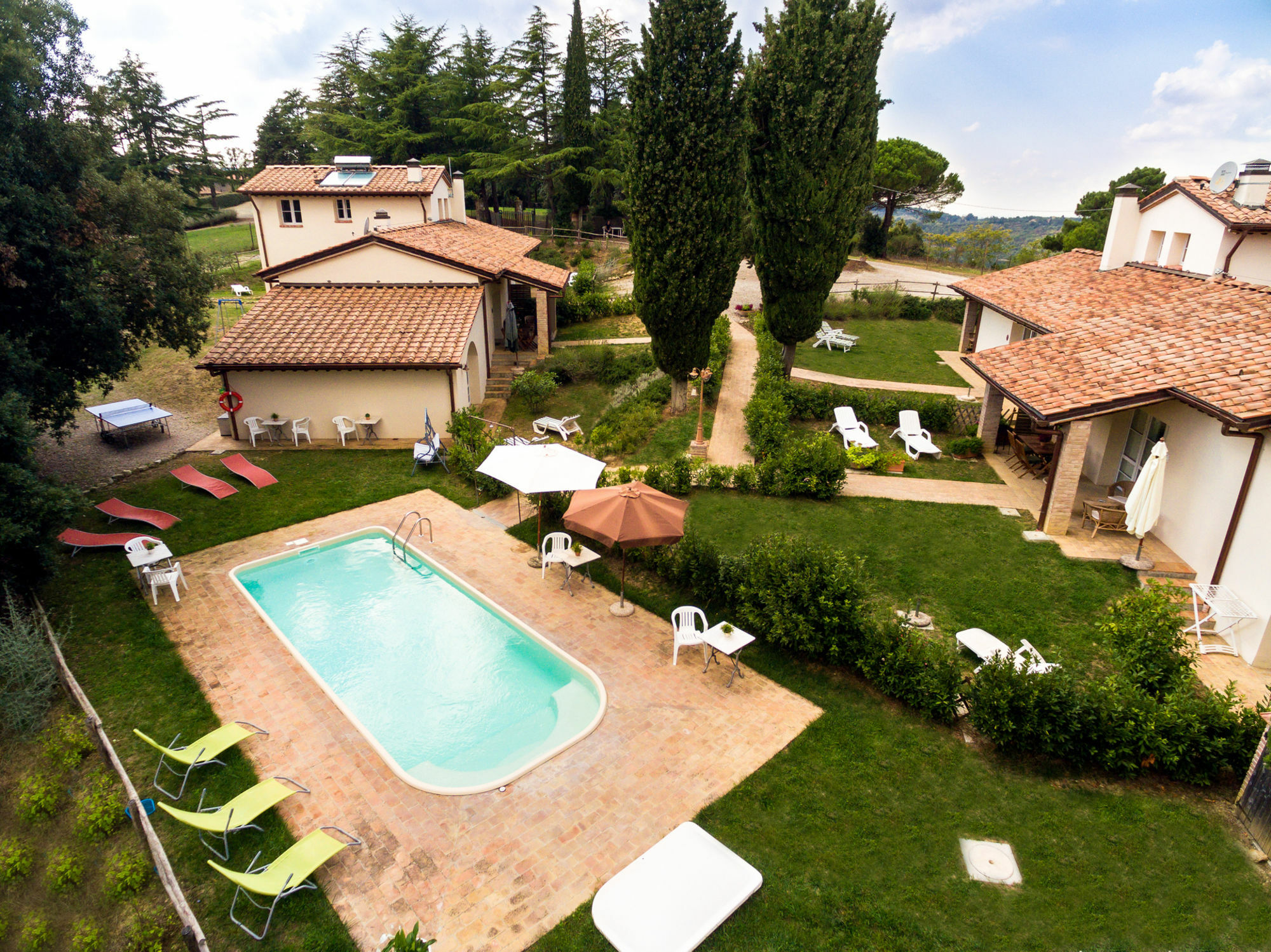 Borgo Le Colline Luxury Agriturismo In Tuscany غامباسي تيرمي المظهر الخارجي الصورة