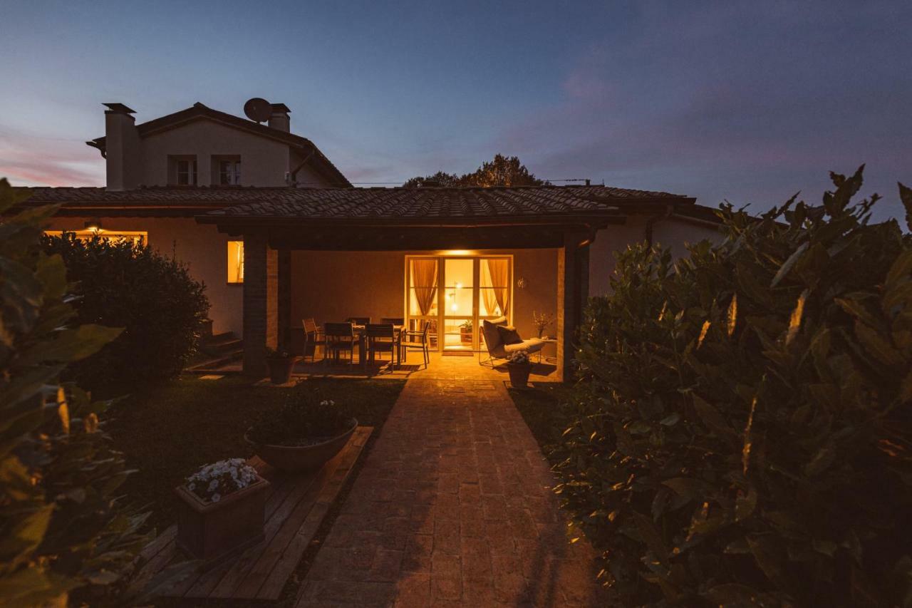 Borgo Le Colline Luxury Agriturismo In Tuscany غامباسي تيرمي المظهر الخارجي الصورة